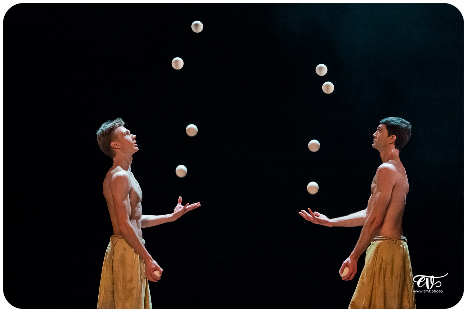 MY LAND (RECIRQUEL COMPANY)